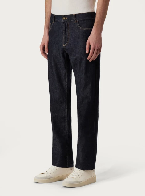 Five-pocket pants in cotton and silk denim with coloured labels