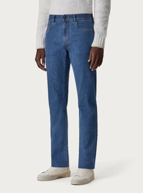 Five-pocket pants in light blue stretch denim